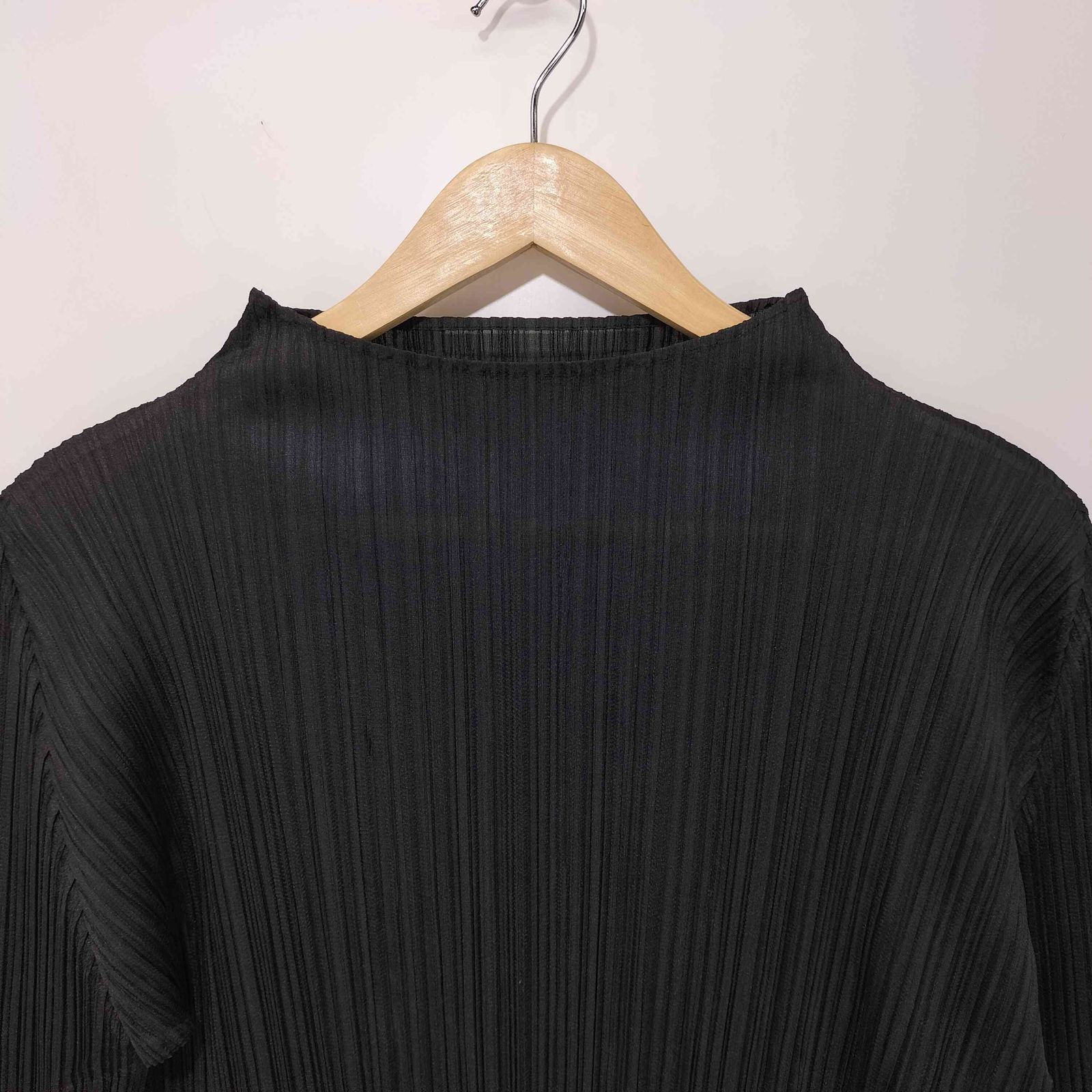 プリーツプリーズイッセイミヤケ PLEATS PLEASE ISSEY MIYAKE MONTHLY