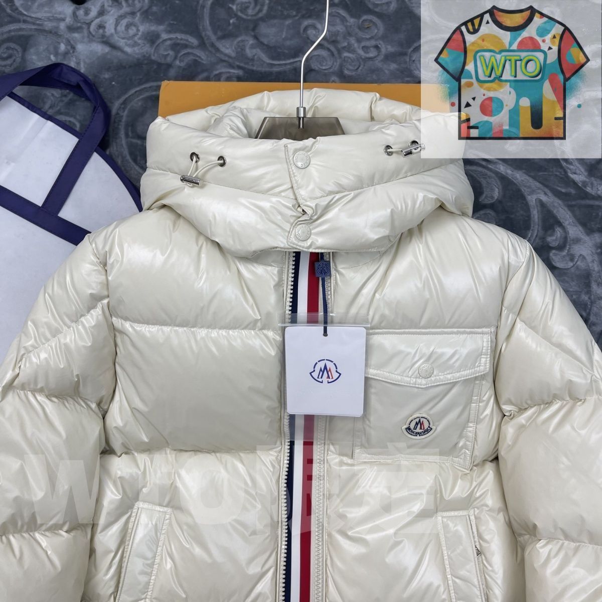 【早い者勝ち‼︎本日限定お値下げ‼︎】モンクレール　ライトダウン MONCLER モンクレール ダウン ダウンジャケット ライトダウン