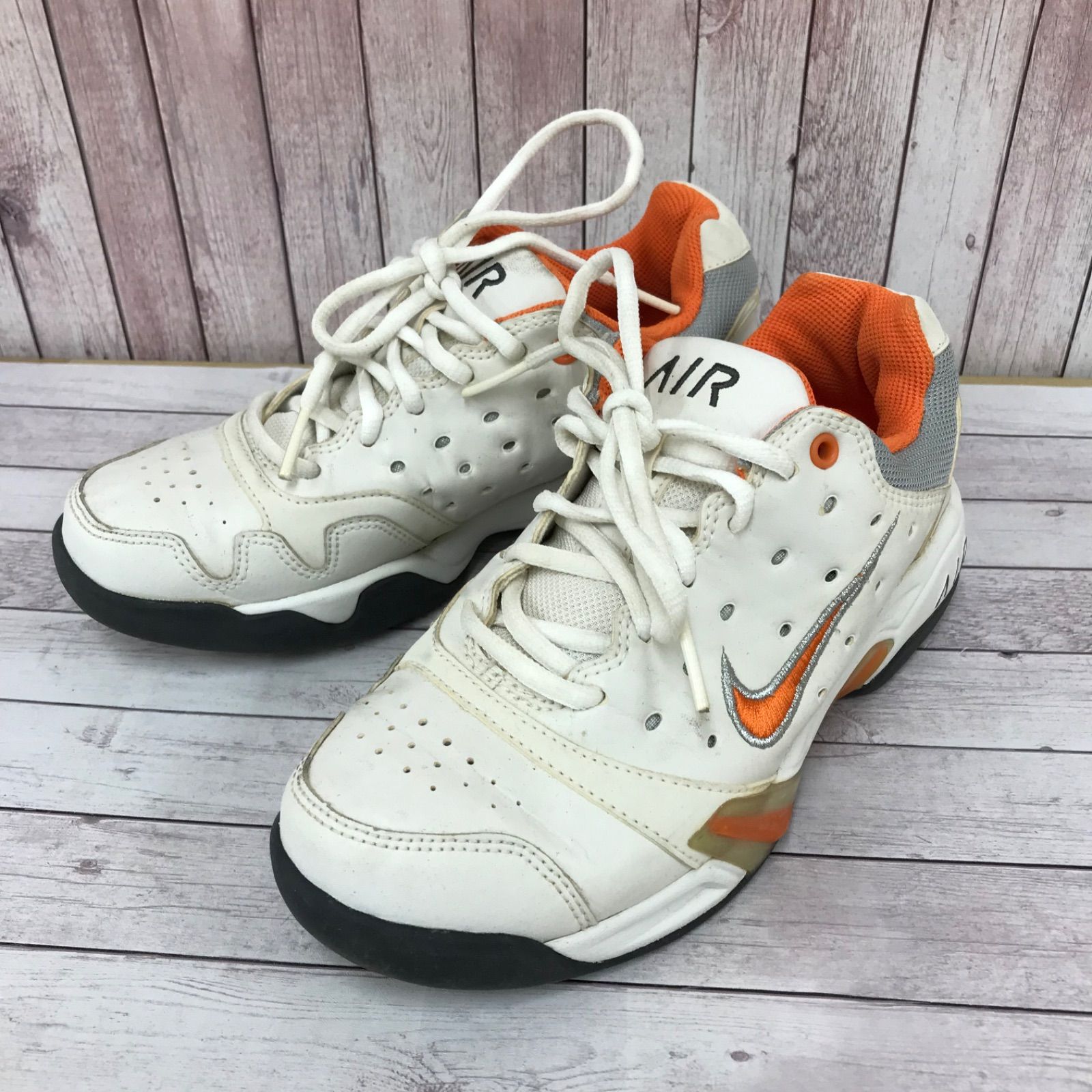 ☆NIKE AIR ナイキエアー スニーカー 23.5cm シューズ 靴 ホワイト