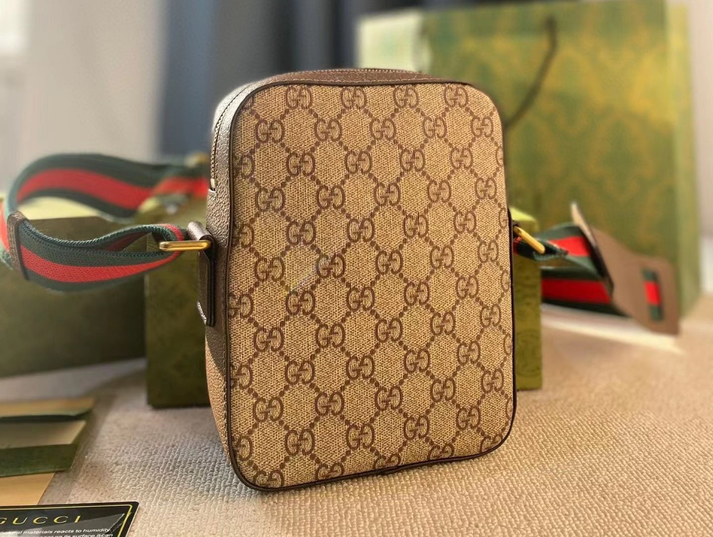美品?GUCCI グッチ オフィディア ショルダー GGスプリーム