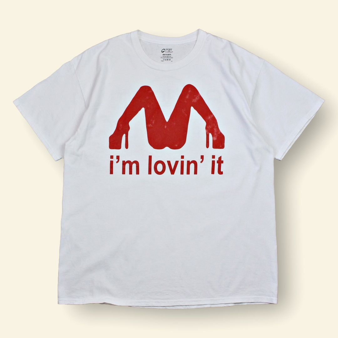 [古着]マクドナルド パロディ「i’m loving it! 」 エロ Tシャツ 2000s アメリカ古着 I'm lovin' it M字開脚 エロ Tシャツ TEE
