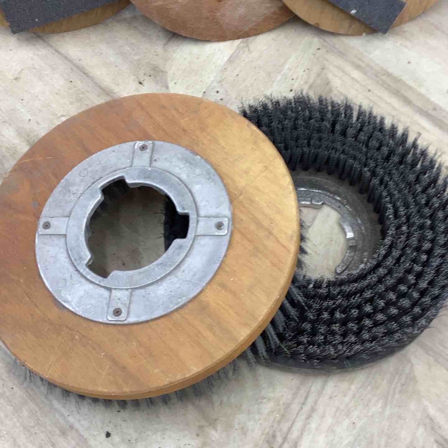 砥石付パッド台×3個