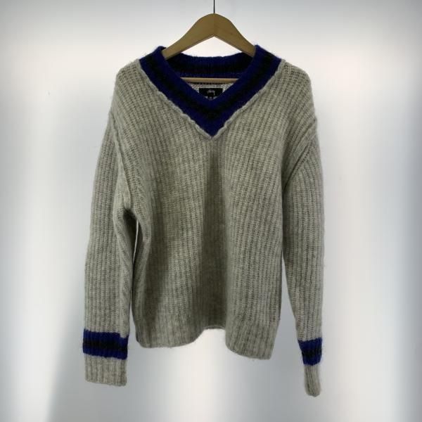 【中古】STUSSY Mohair Tennis Vネックセーター サイズM グレー/ブルー 117142  ステューシー[19][240019505030] 中古】STUSSY Mohair Tennis Vネックセーター サイズM グレー/ブルー