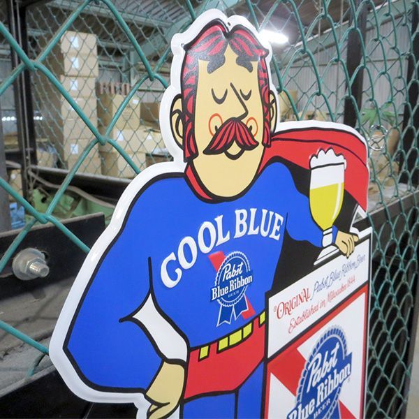 BIG ダイカット エンボス メタルサイン Pabst Man Cool Bule【パブスト