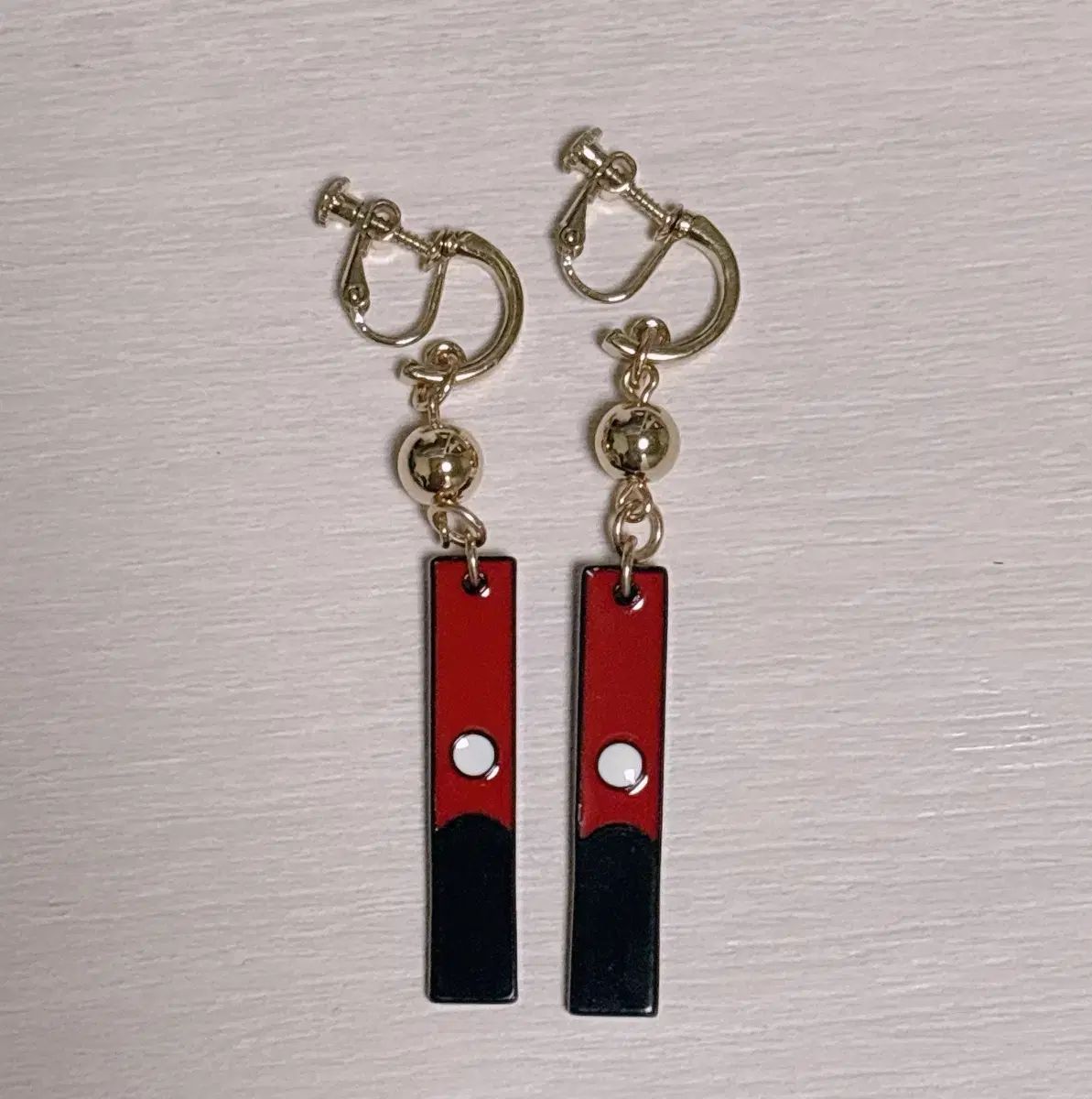 東京 リベンジャーズ くろかわ イザナ ピアス イヤリング 公式 黒川