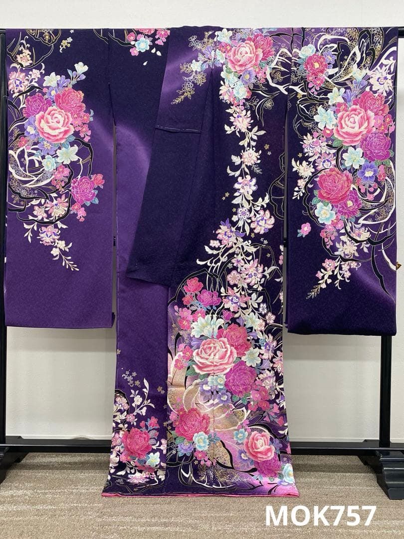 振袖 仮絵羽 舞台衣装 金彩 銀彩 銀通し ラメ刺繍 正絹 未仕立て品 八 