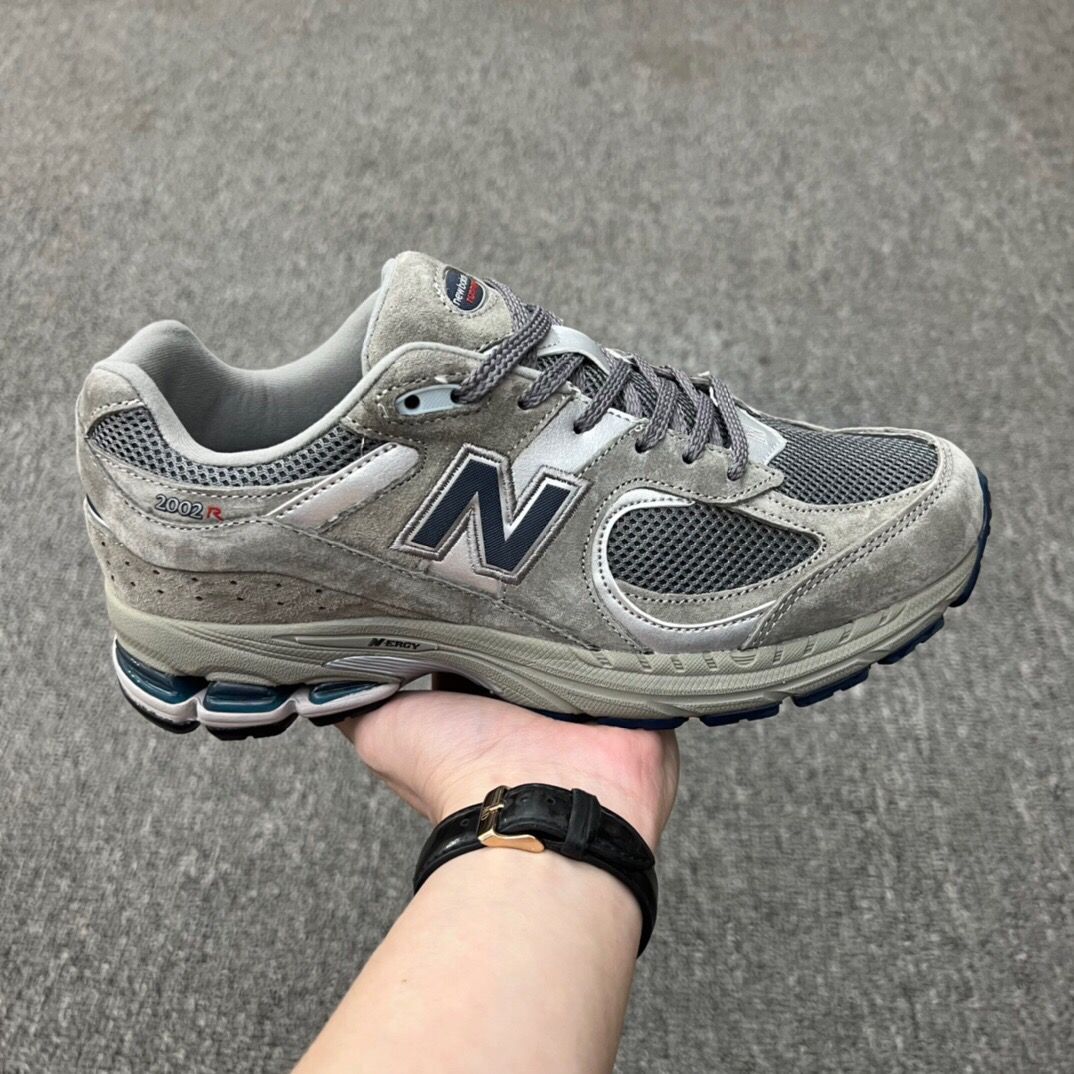 お買い得】新品 未使用 New Balance ML2002RA 箱付 男女兼用 - メルカリ