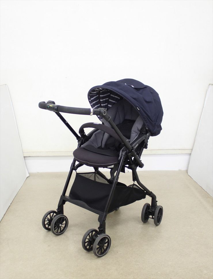 スゴカルα 4キャス compact エッグショック HK アイシクルネイビーNB コンビ 軽量ハイシート55cm 生後1ヶ月～ クリーニング済み D0419962
