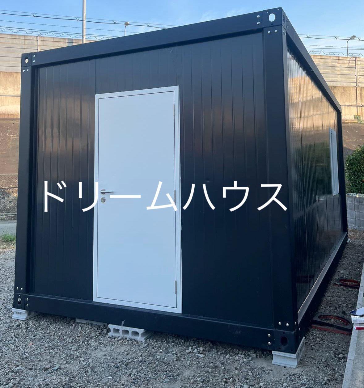 仮住宅 ログハウス