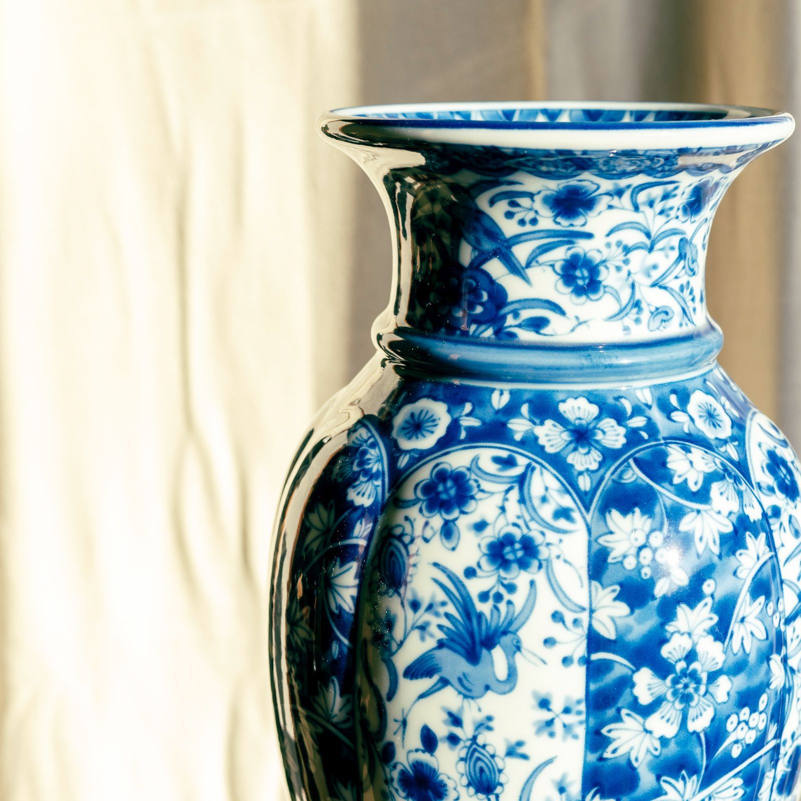 三洋陶器 龍峰窯 染付 更紗 花瓶 花器 ブルー 花鳥 壺 フラワーベース 美濃