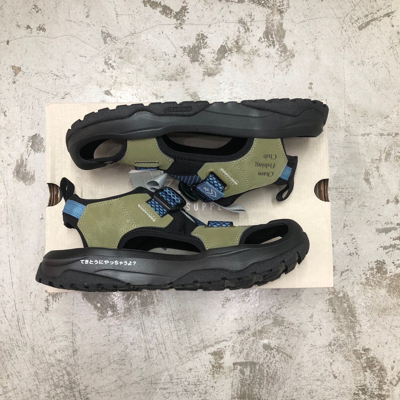 新品 CHEVRON&STAR/ CONVERSE Chaos Fishing Club CAMPING