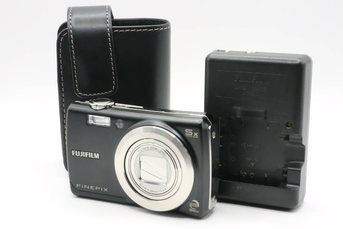 中古品・美品・FUJIFILM FINEPIX F100 fd ☆極上品☆ フジ 中古品・美品・FUJIFILM FINEPIX F100 fd ☆極上品☆ フジ