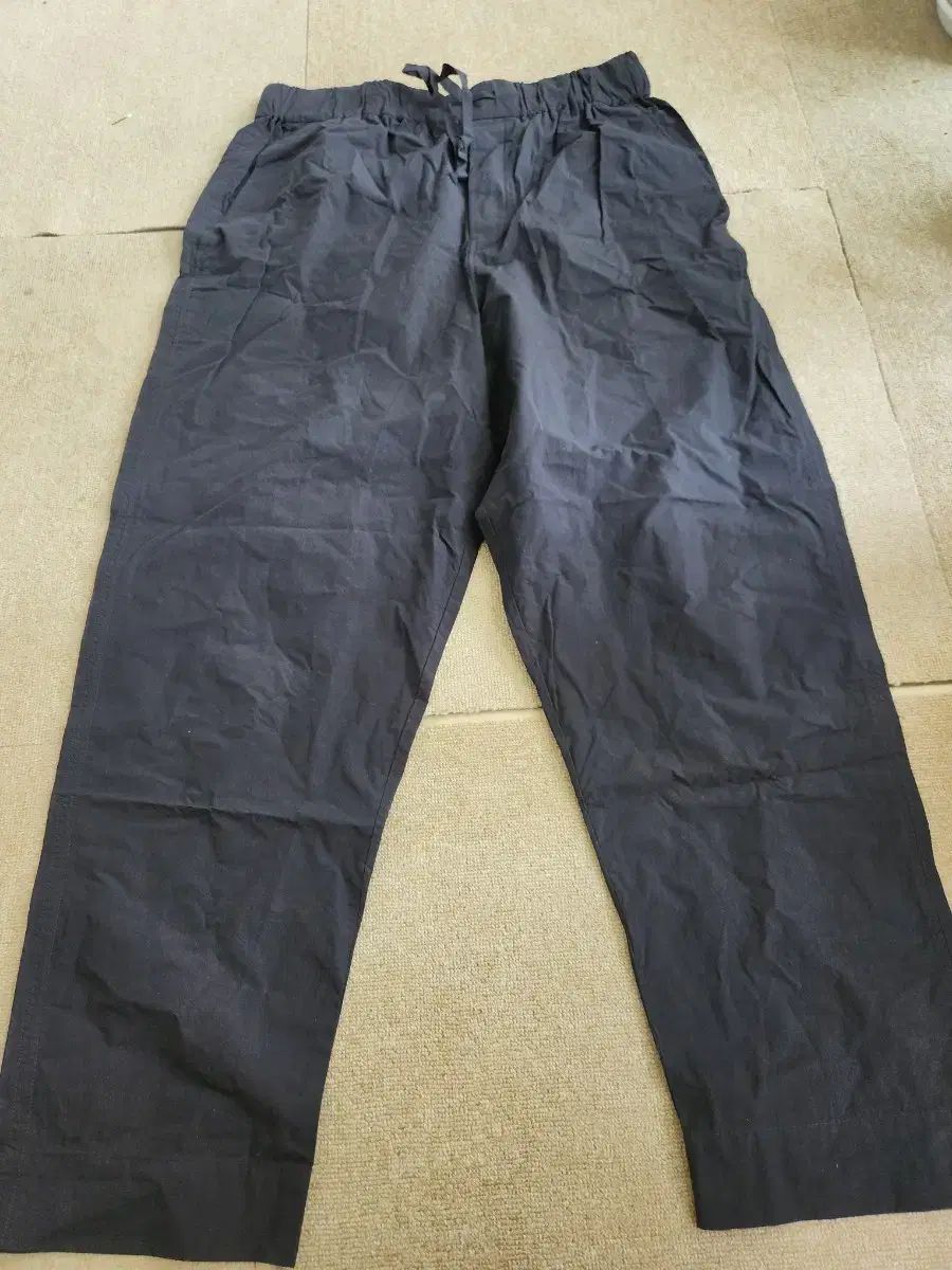 COS(コス) 32 ワイドパンツ WIDE-LEG CARGO TROUSERS ワイド