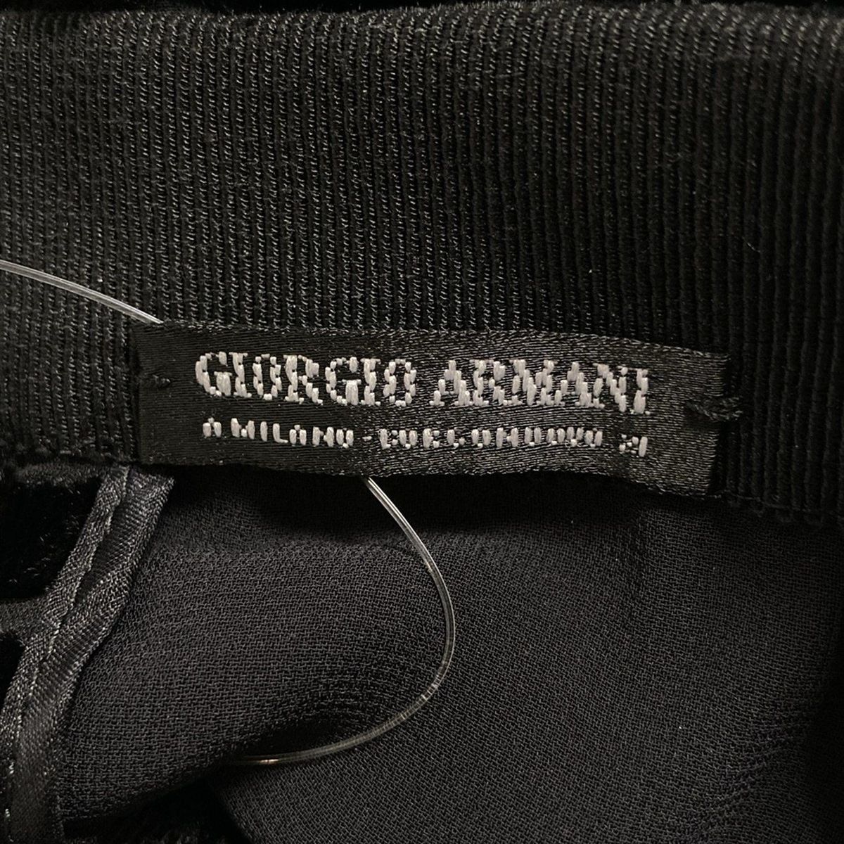 GIORGIO ARMANI ひざ丈スカート 黒 4105025E0078 GIORGIO ARMANI ひざ丈スカート 黒 4105025E0078 (GIORGIO