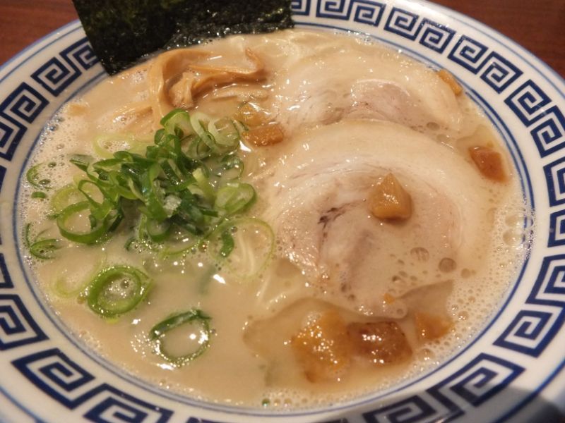 大特 人気 久留米 豚骨ラーメン 白濁濃厚 豚骨スープ 九州 博多 - 博多