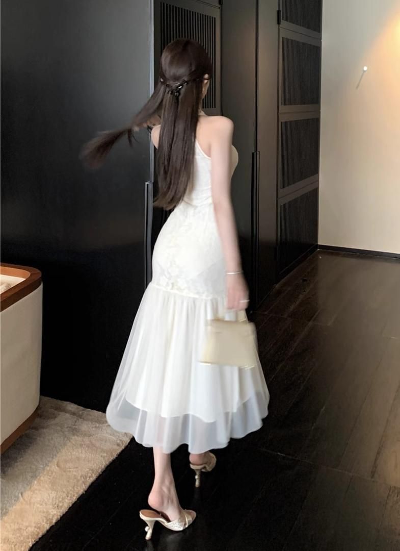 ホルターネック レース 花柄 ミディ丈ドレス キャバ ラウンジ ドレスです☆ホルターネック レース 花柄 ミディ丈ドレス キャバ