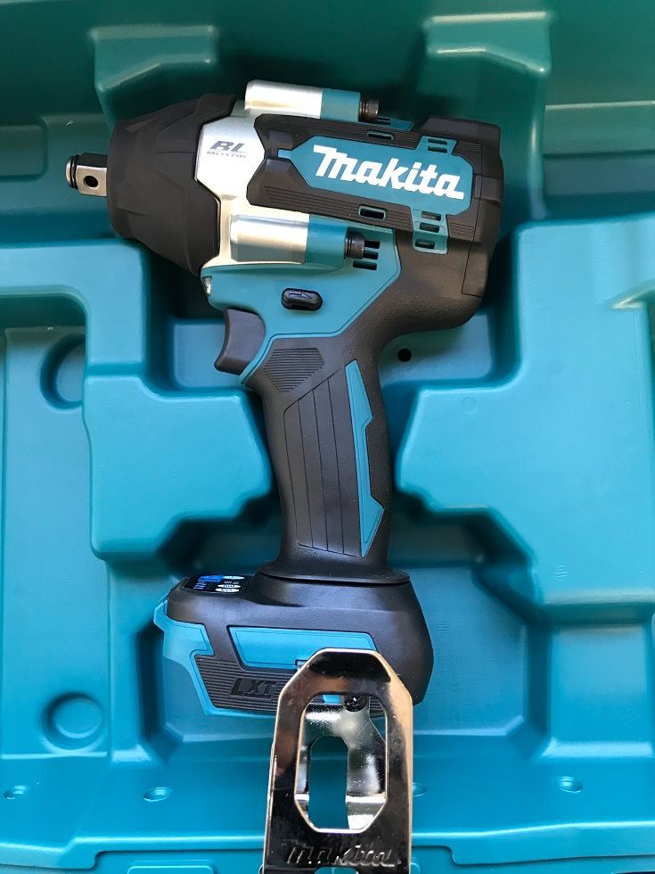 マキタ インパクトレンチ