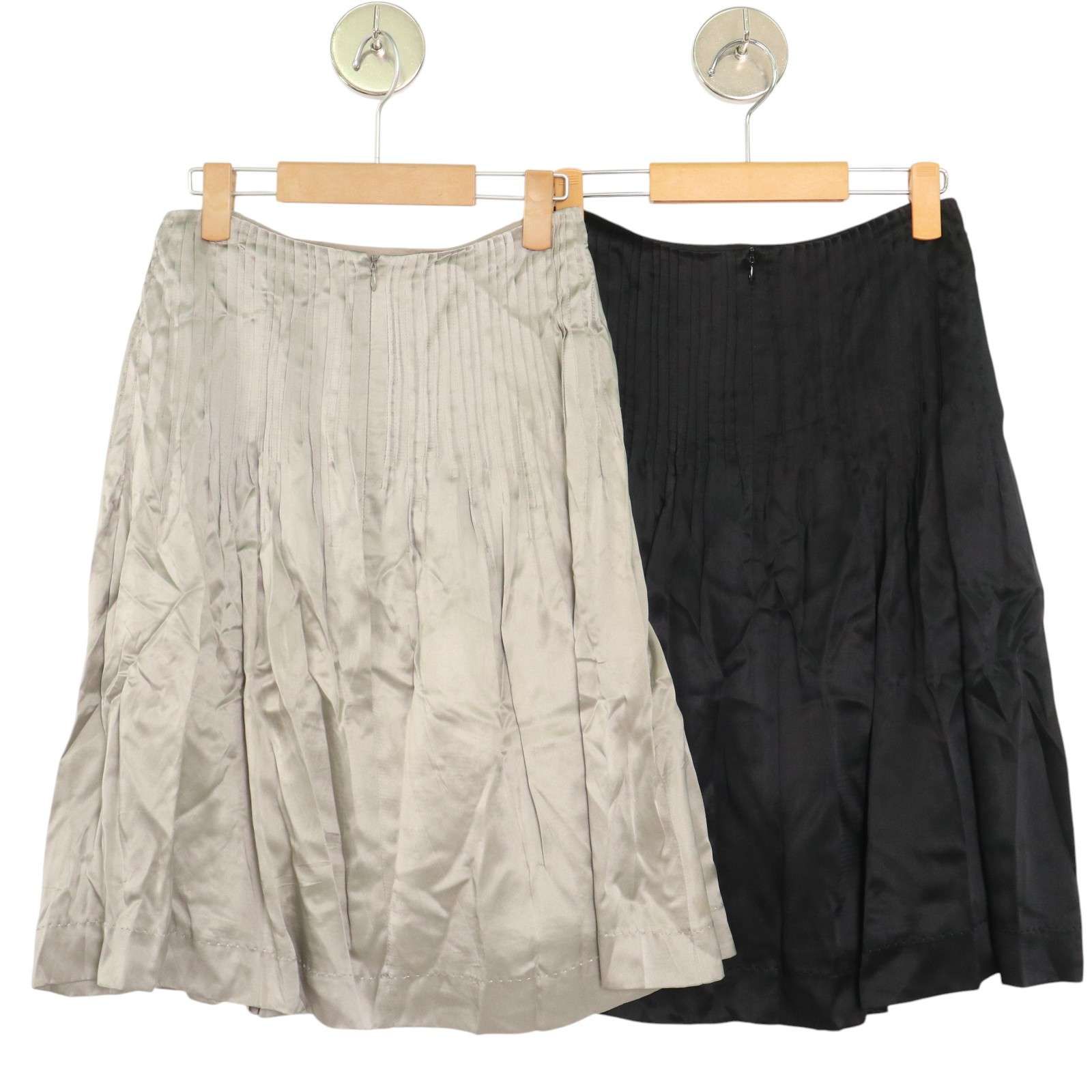 ストラネス STRENESSE スカート ひざ丈 フレア 日本サイズM相当 紺