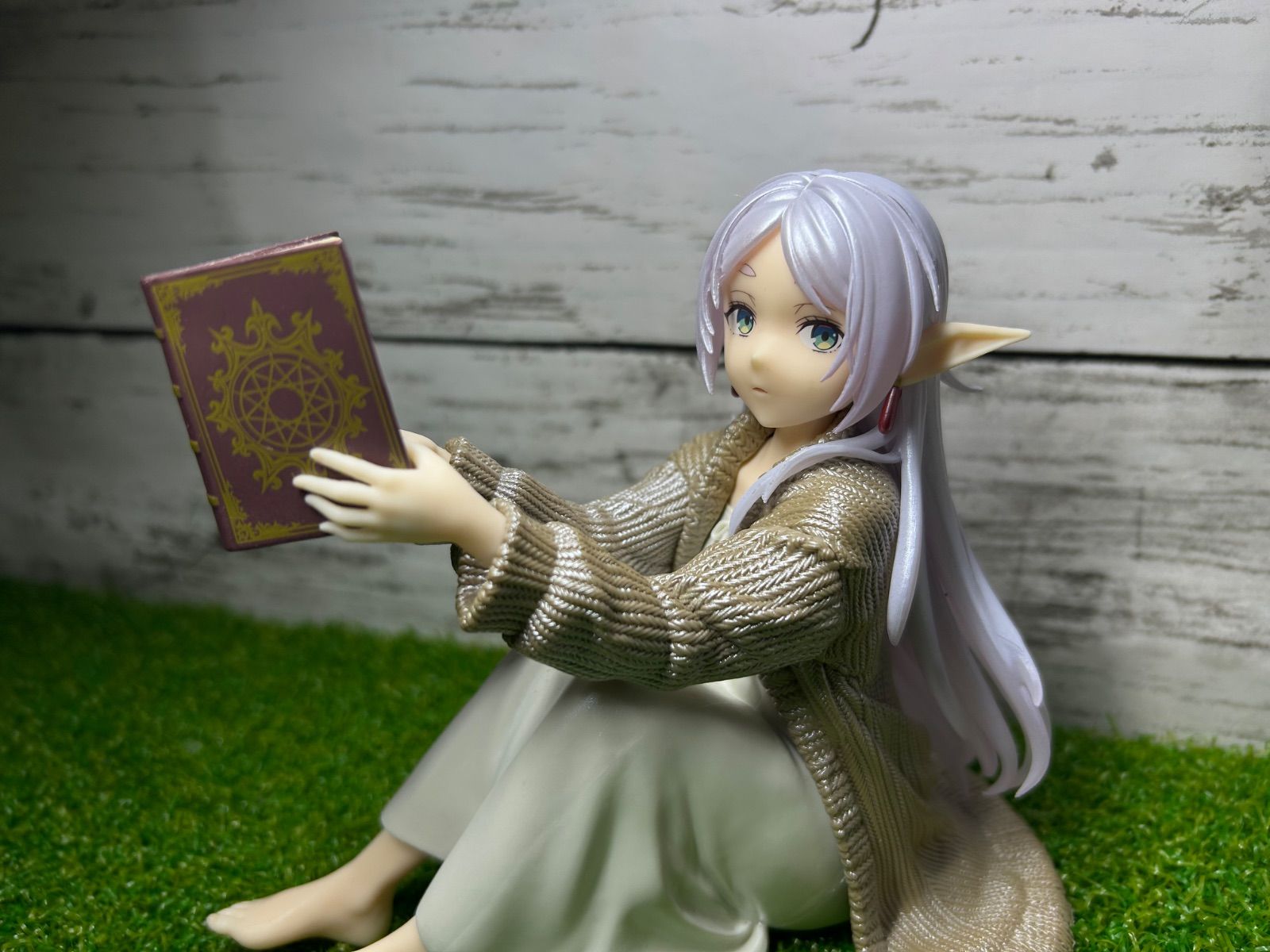 開封品 美品 タイクレ限定 葬送のフリーレン デスクトップキュート