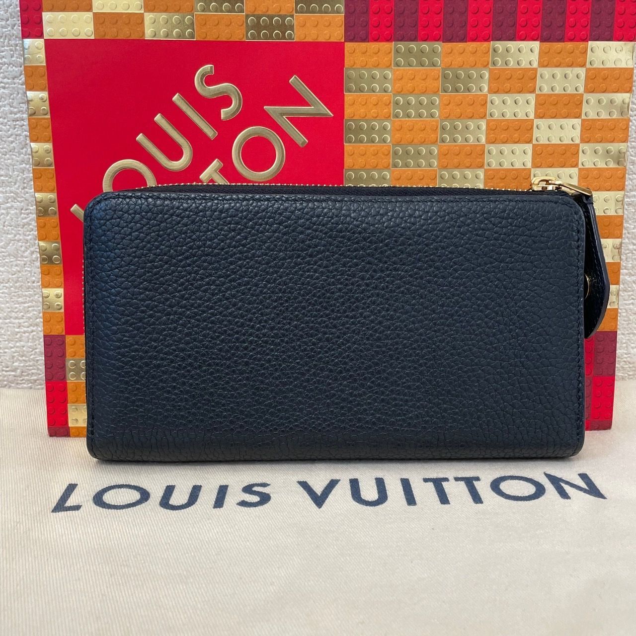 【使用わずか】ルイヴィトン ポルトフォイユ・コメット ジッピー 長財布