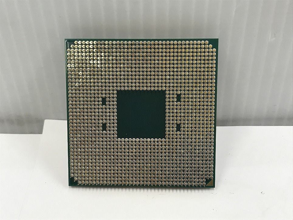 7 3700X
