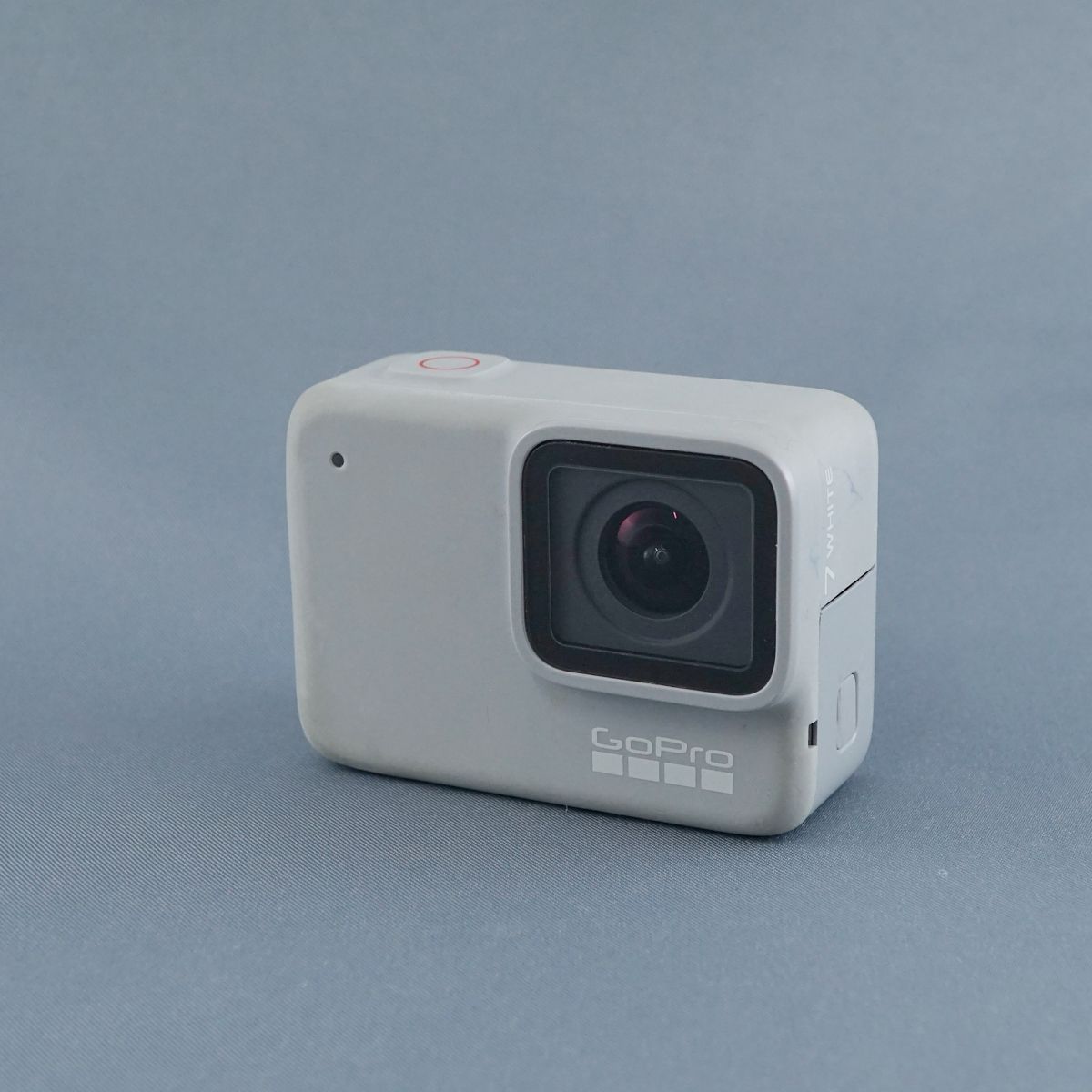 GoPro HERO7 WHITE ウェアラブルカメラ USED品 本体+バッテリー フルHD CHDHB-601-FW アクションカメラ 静止画  動画 完動品 中古 CP6387 - メルカリ