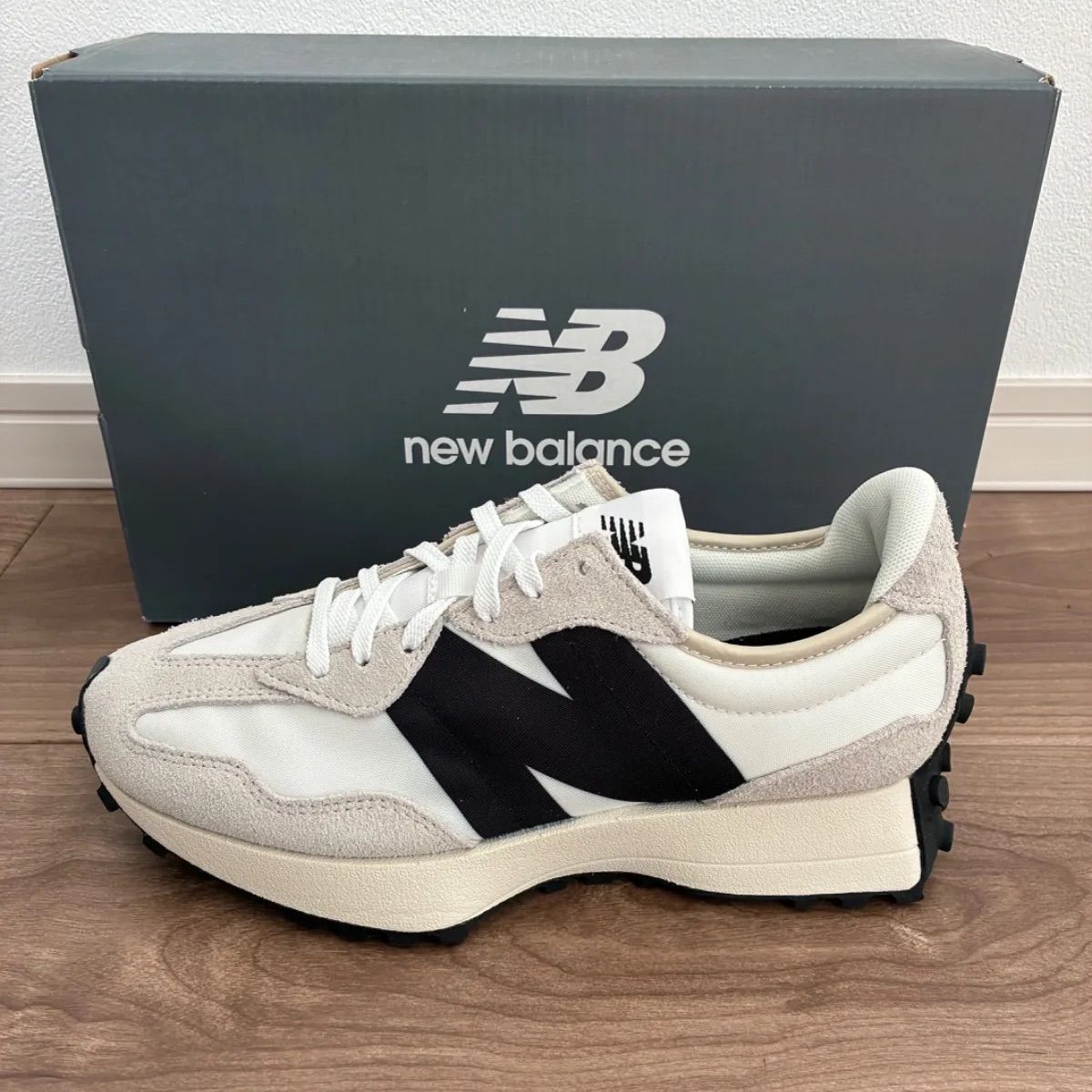 送料無料！新品【日本未発売カラー】ニューバランス New Balance