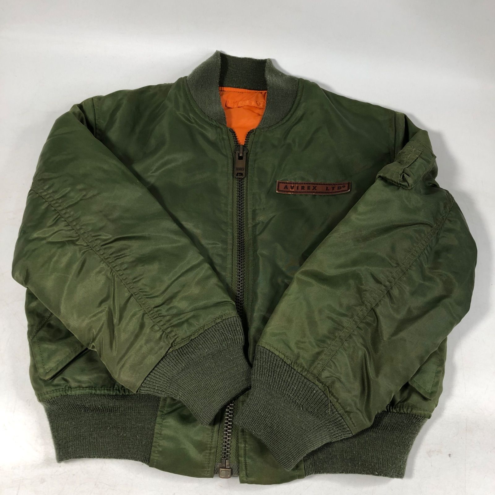 A1016-9-5 AVIREX アヴィレックス アウター キッズ 130 MA-1 ESD-082 フライト ジャケット ジャンパー ブルゾン カーキ サイズ M 27115 身幅48cm 肩幅38cm 着丈46cm