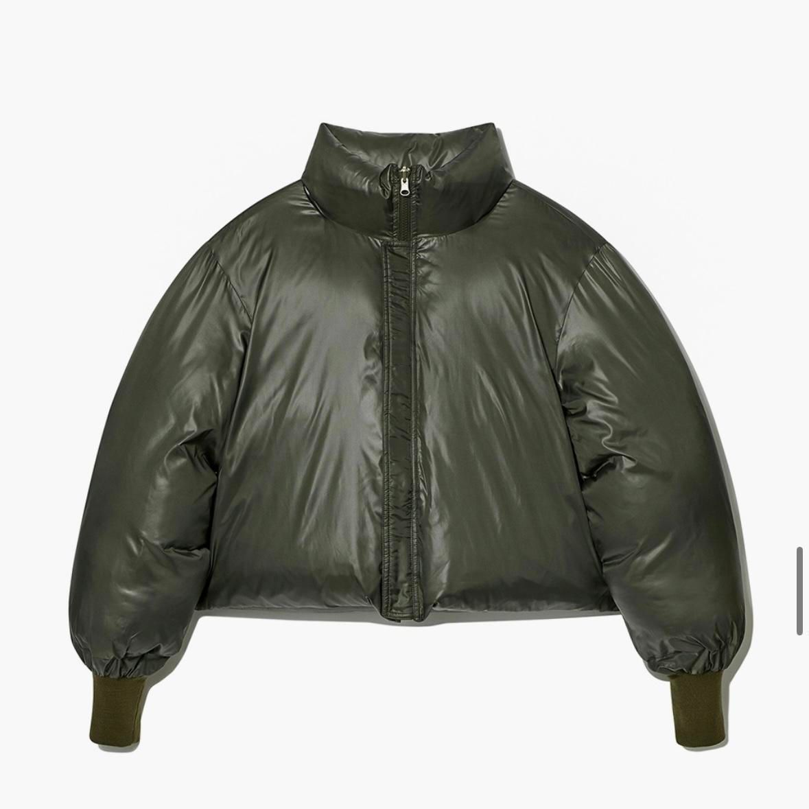 THEOPEN PRODUCT OPENYY ダウンジャケットジェニ着用