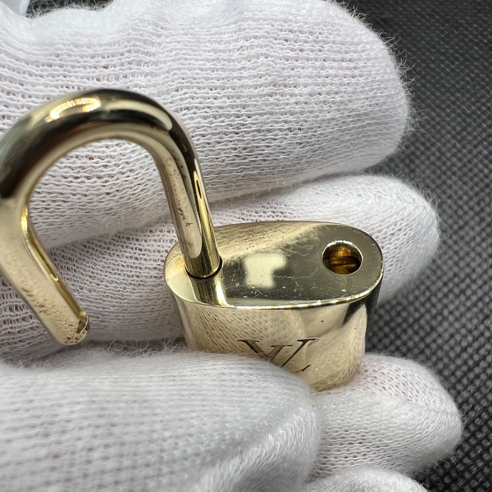 ✴︎452番✴︎ LOUIS VUITTON ルイヴィトン カデナ パドロック 南京錠
