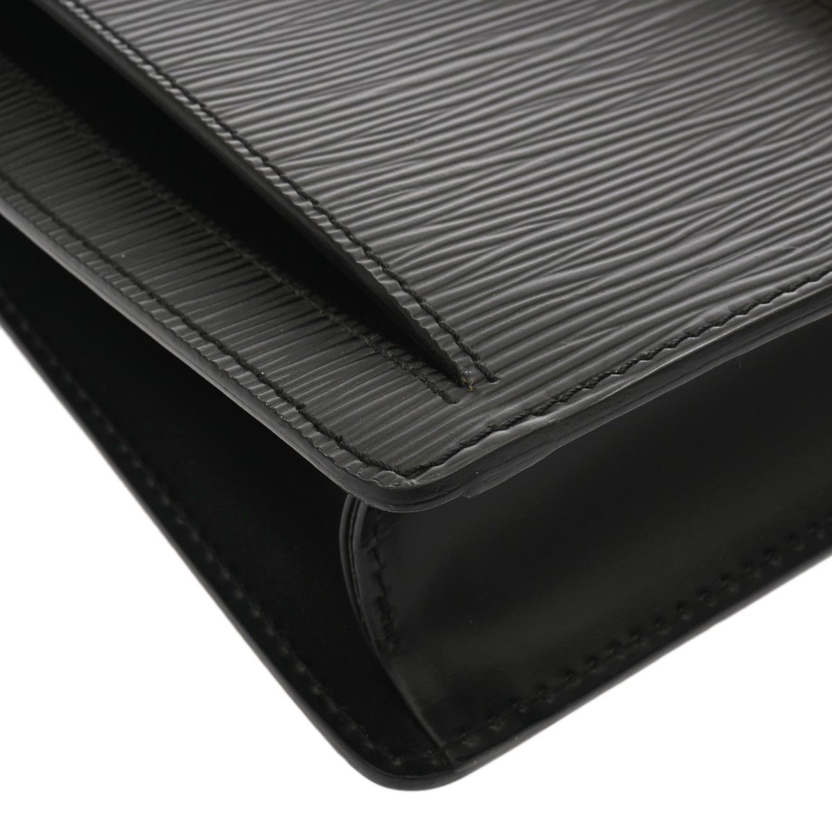 セリエドラゴンヌ クラッチバッグ