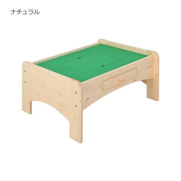 遊び場 テーブル