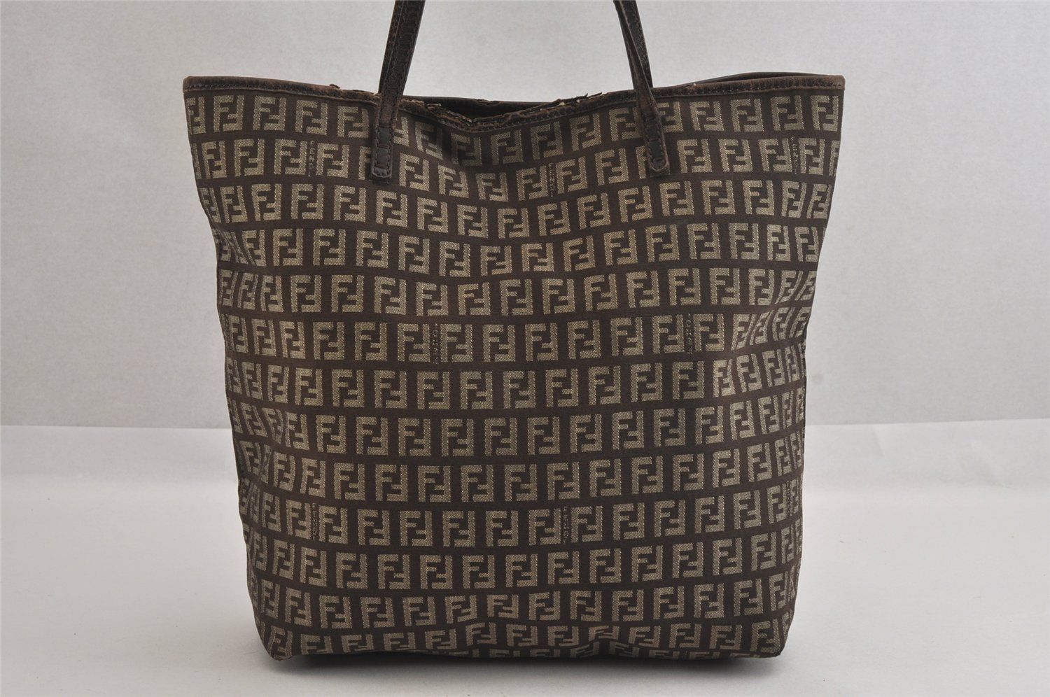 ❤ FENDI