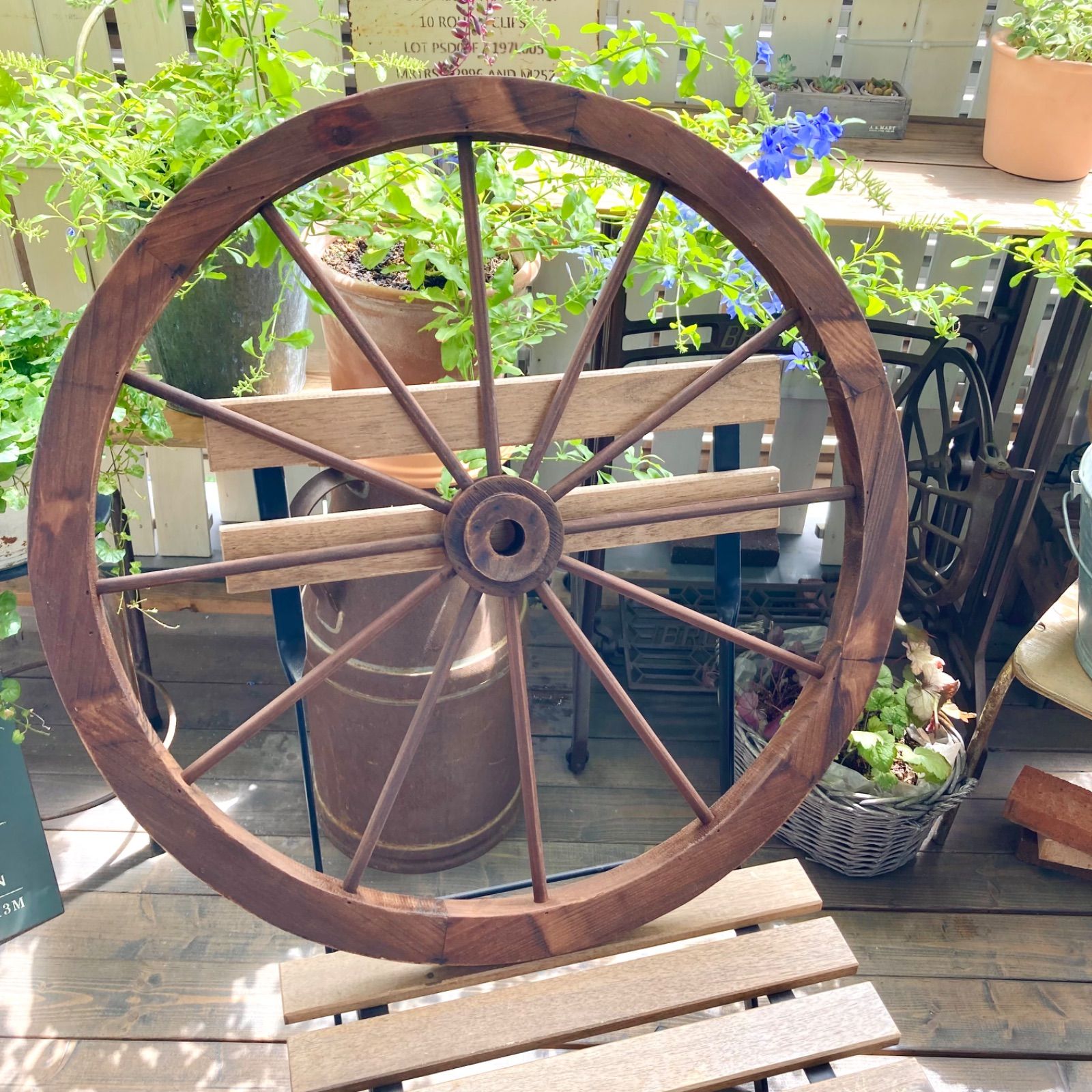 木製のガーデンウィール（大）車輪 ガーデンオブジェ ガーデニング雑貨 ドライフラワー掛け ナチュラルガーデン - メルカリ