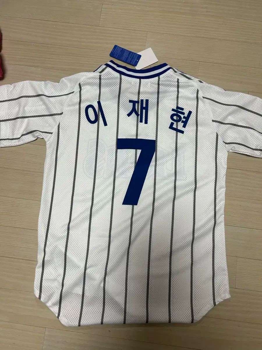 当日発送 サムスン ライオンズ 100万人の観客 記念 Tシャツ 90 李在賢 イ ジェヒョン マーキング