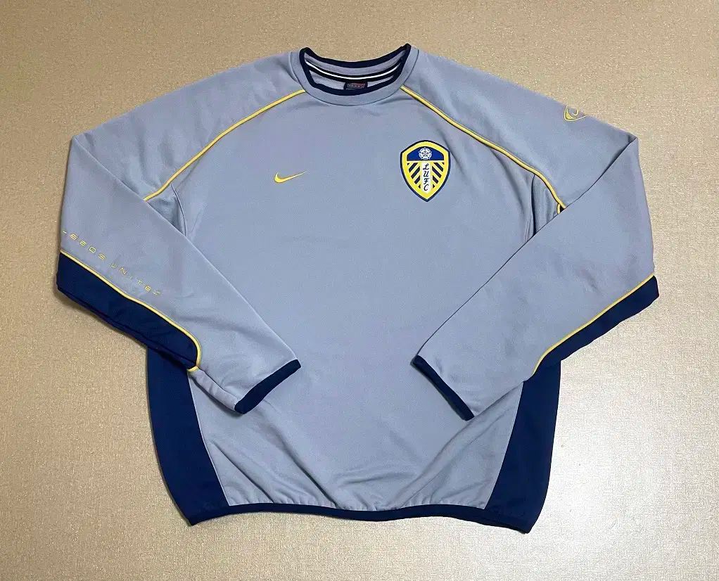 （ XL ） NIKE(ナイキ) リース ユナイテッド 01 ／ 02 トレーニング スウェット トップス