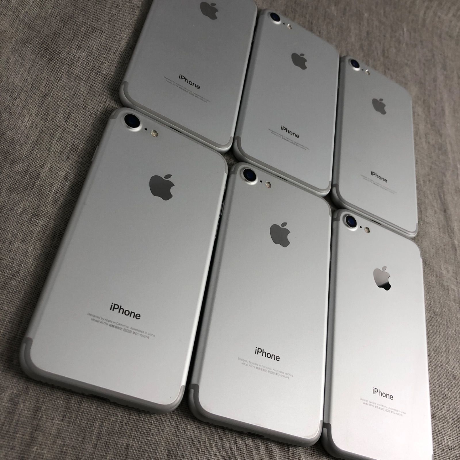 ◇ジャンク品◇【６点セット】iPhone7 シルバー 32GB（A1779）【大キズ 