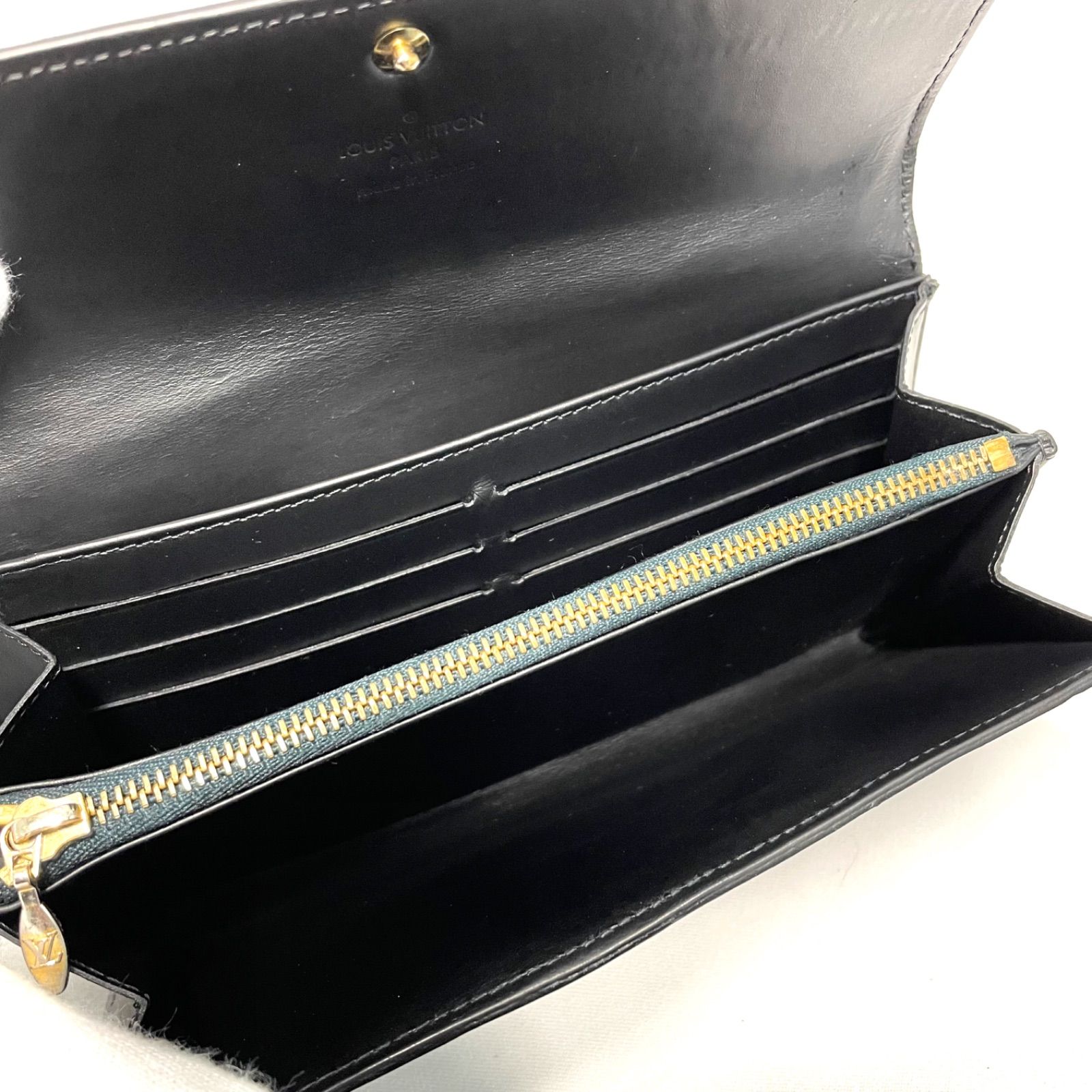 Louis Vuitton ルイヴィトン ヴェルニ ポルトフォイユ サラ 長