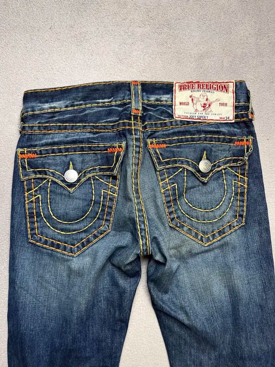 31 TRUE RELIGION(トゥルーレリジョン) デニム ー トゥルー