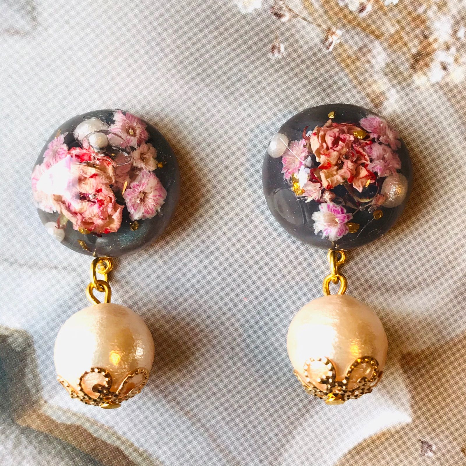 ✨ 本物のお花が入ったピアス×パール×ピンク✨樹脂ピアス - アクセサリー