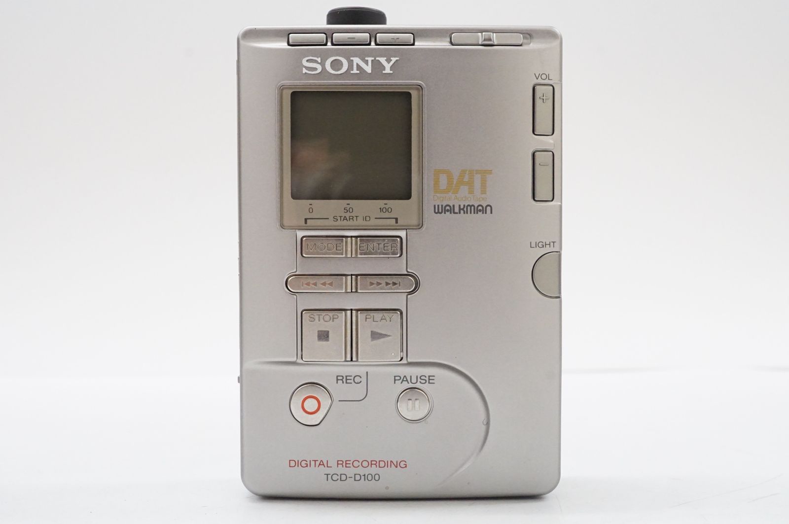 C281133 SONY TCD-D100 デジタルオーディオテープレコーダー DATウォークマン
