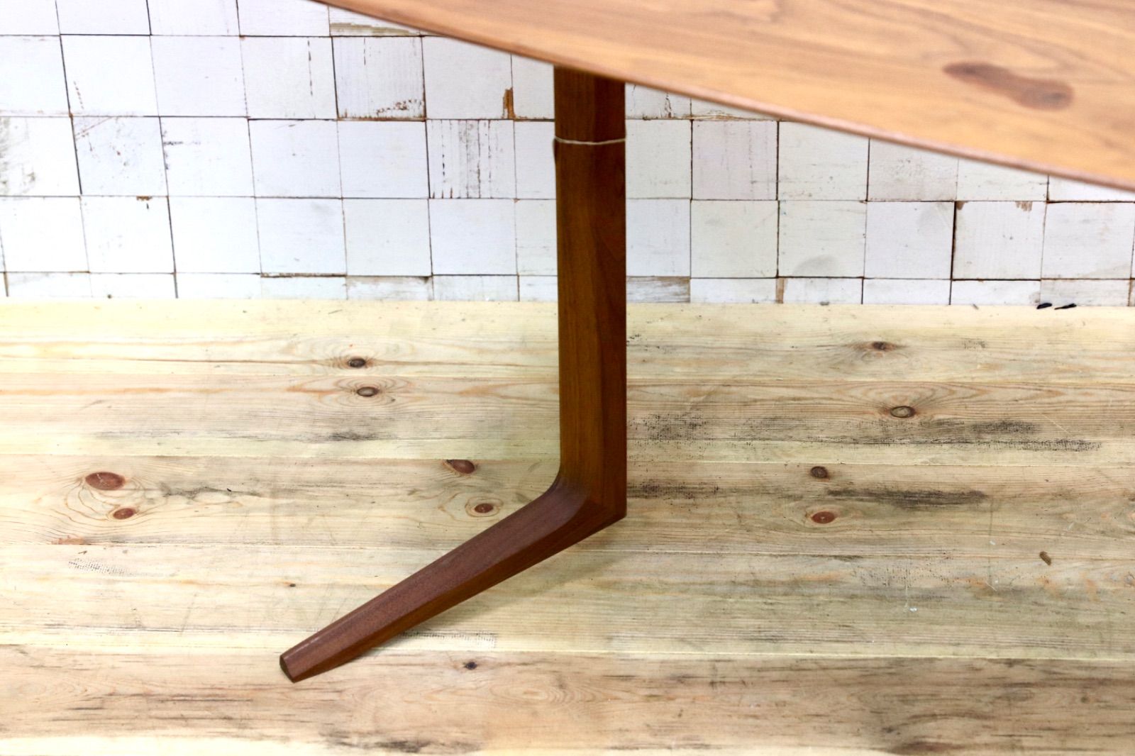 冨士ファニチア FUJI