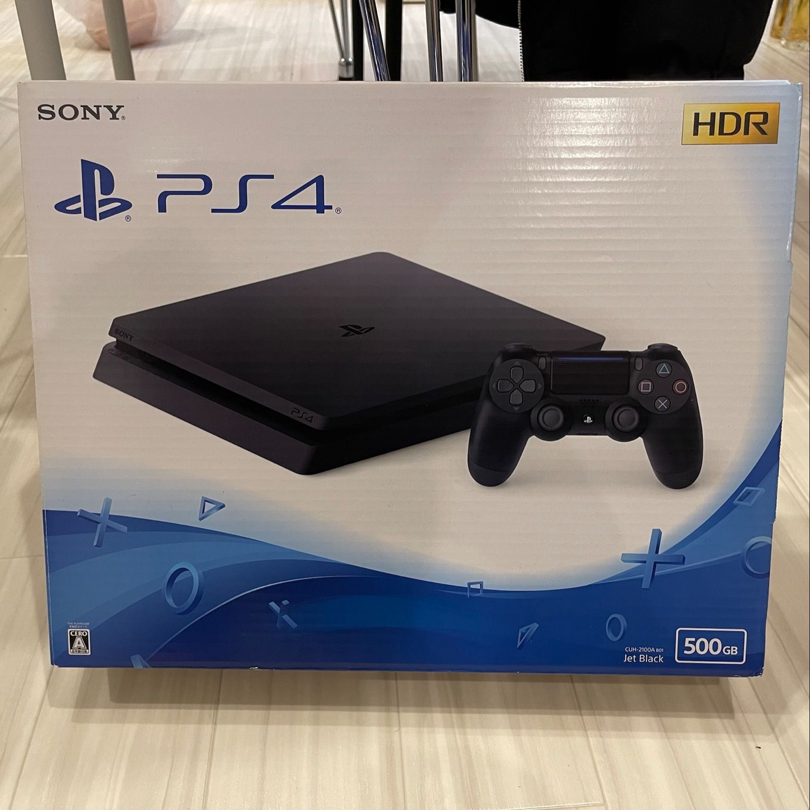 美品】CUH-2100A PS4 500GB 本体 - メルカリ