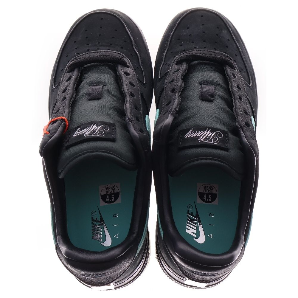 NIKE ナイキ