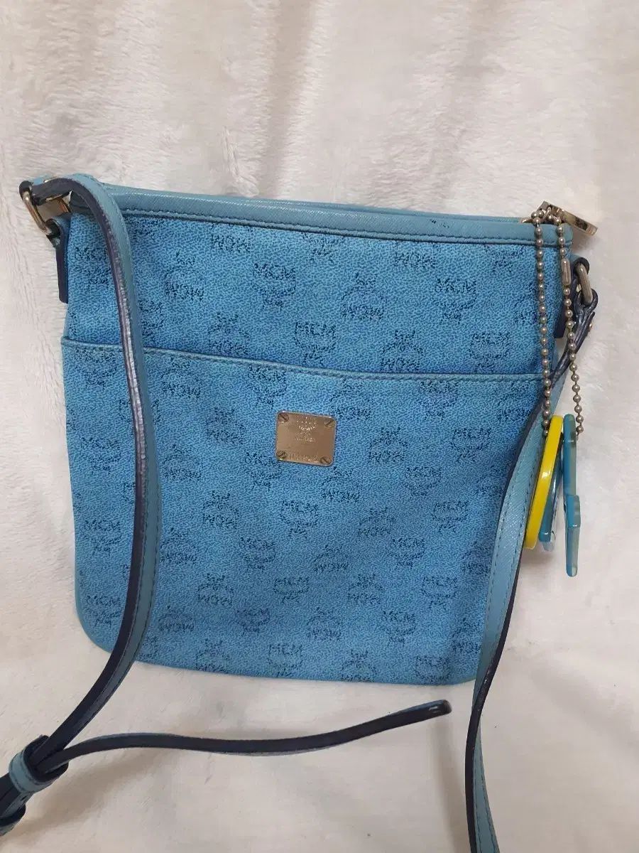 mcm ヴィセトス クロスバッグ