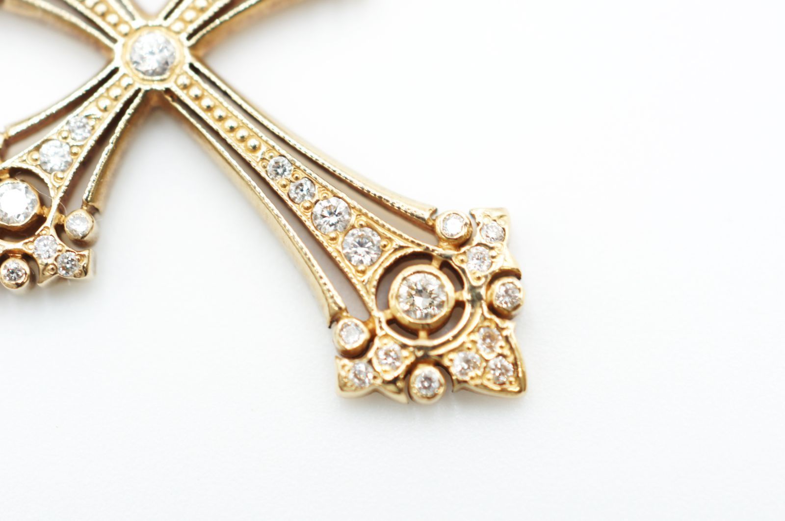 loree Rodkin ローリーロドキン ミニ ファンシーゴシッククロス トップ ジュエリー 01P590B-004 ダイヤモンド 18K イエローゴールド クロス