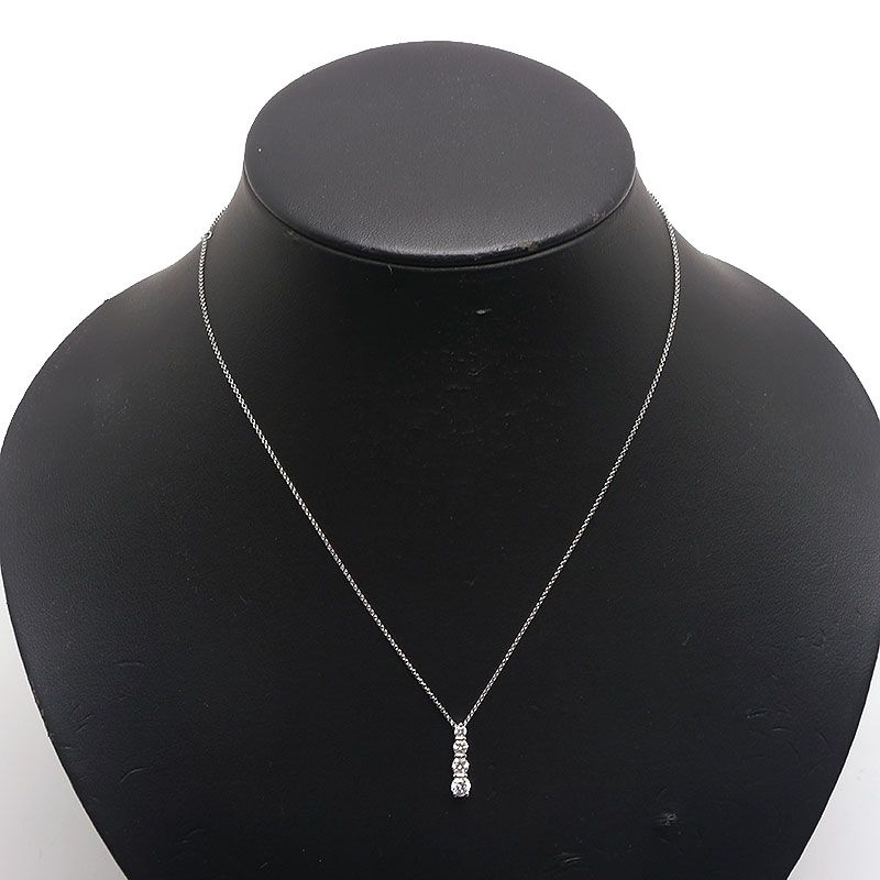 トレセンテダイヤモンドネックレス