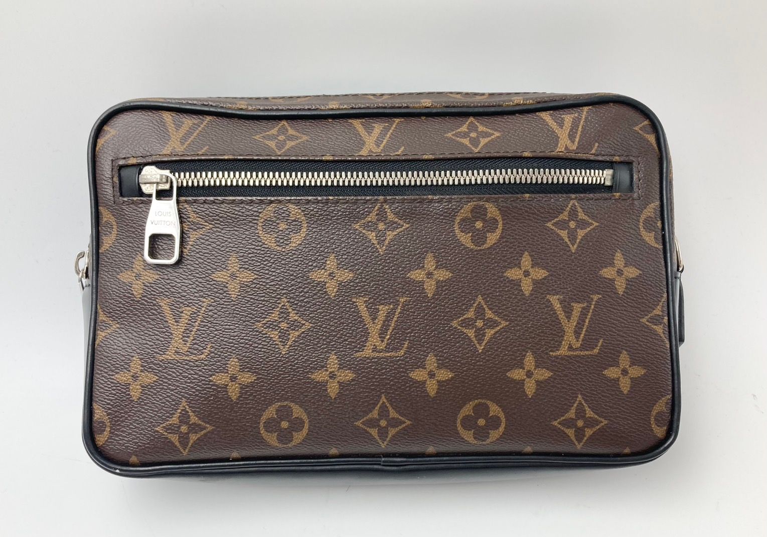 LOUIS VUITTON ルイヴィトン ポシェット カサイ モノグラム