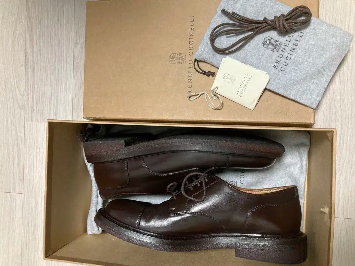 Brunello Cucinelli(ブルネロクチネリ) ストレートチップ ダービー