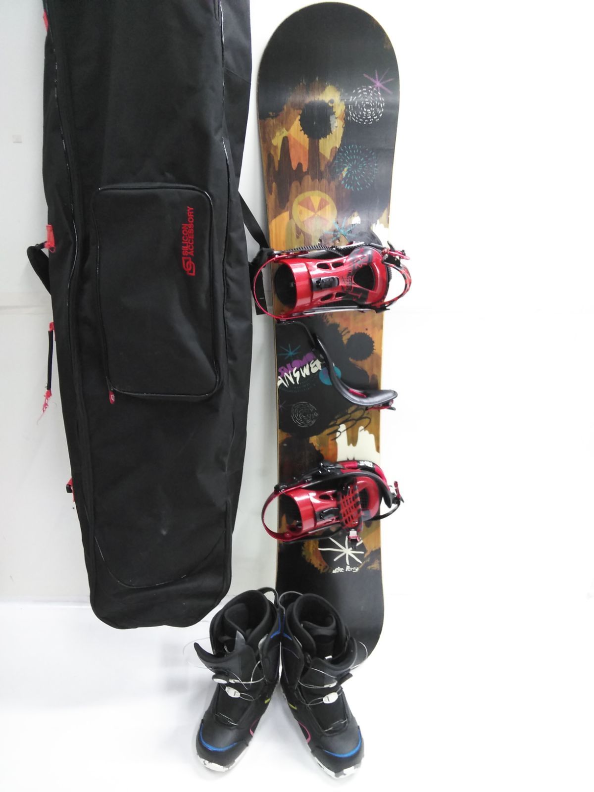 激安! SALOMON サロモン メンズ スノーボード ケース付き 4点セット ANSWER 154cm / RIDE REVOLT /  ダイヤル式ブーツ 28.0cm 初心者オススメ 初級 これから始める方へ 板/ビンディング/ブーツ セット - メルカリ